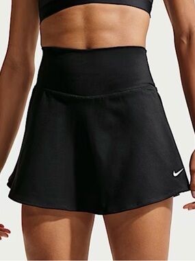 Nike One Dri-Fit Skirt with Built-In Shorts (NWT) Black Small
